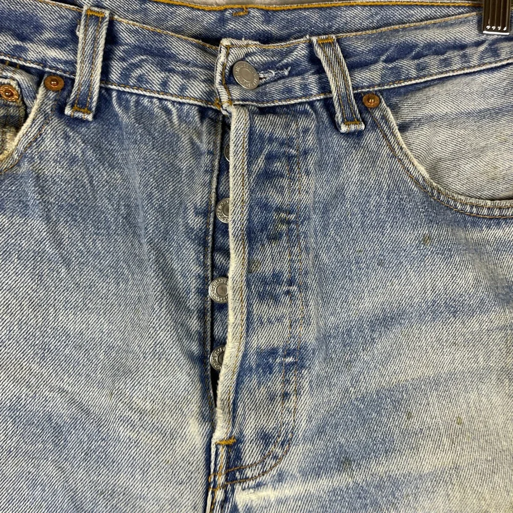 Levis refer all